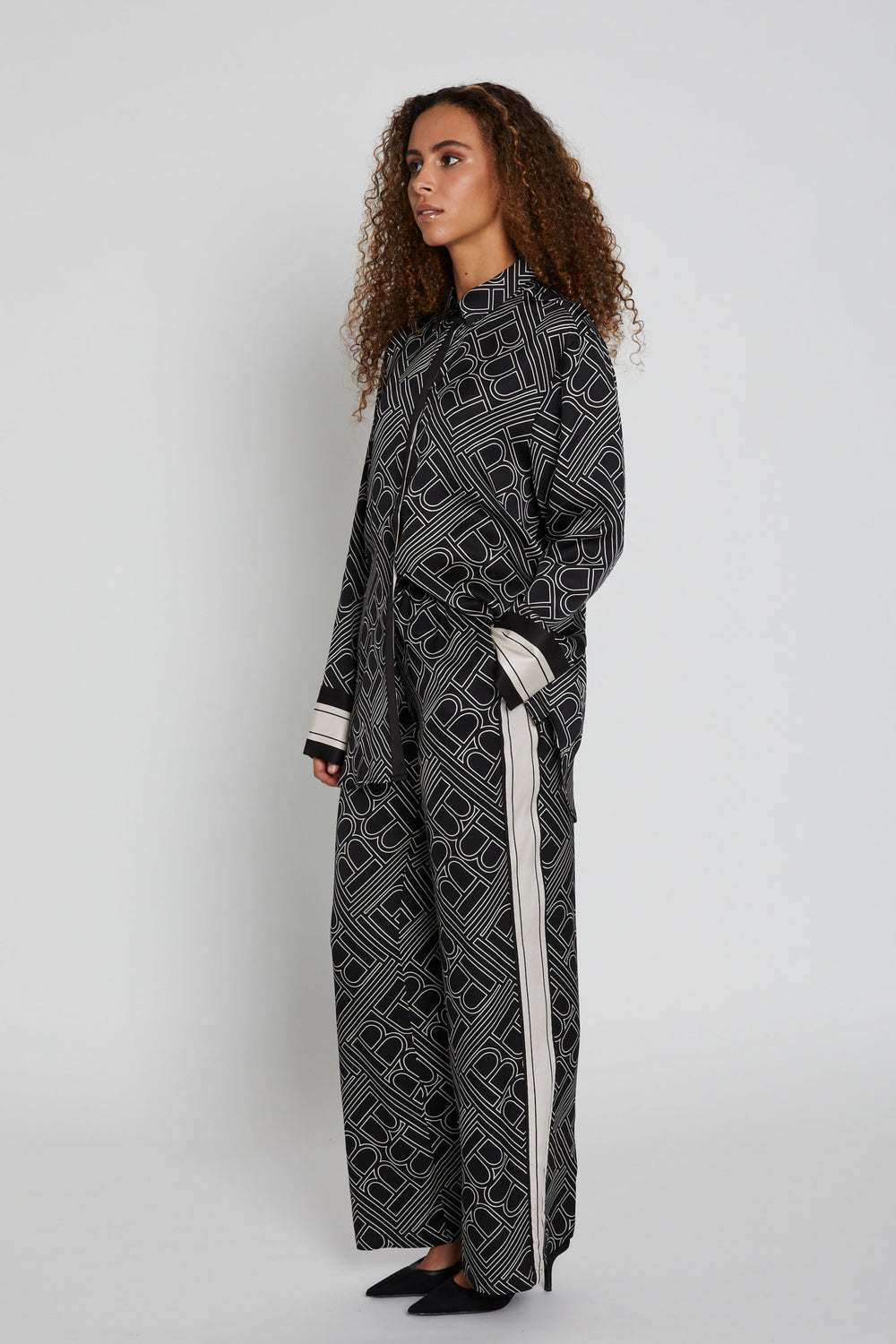 Bruuns Bazaar Women FloretBBRina pants Bukser Dark logo print