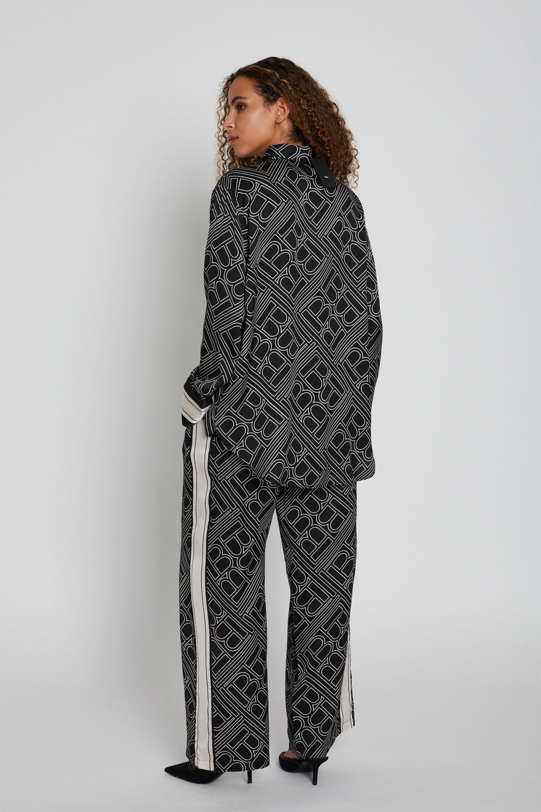 Bruuns Bazaar Women FloretBBRina pants Bukser Dark logo print