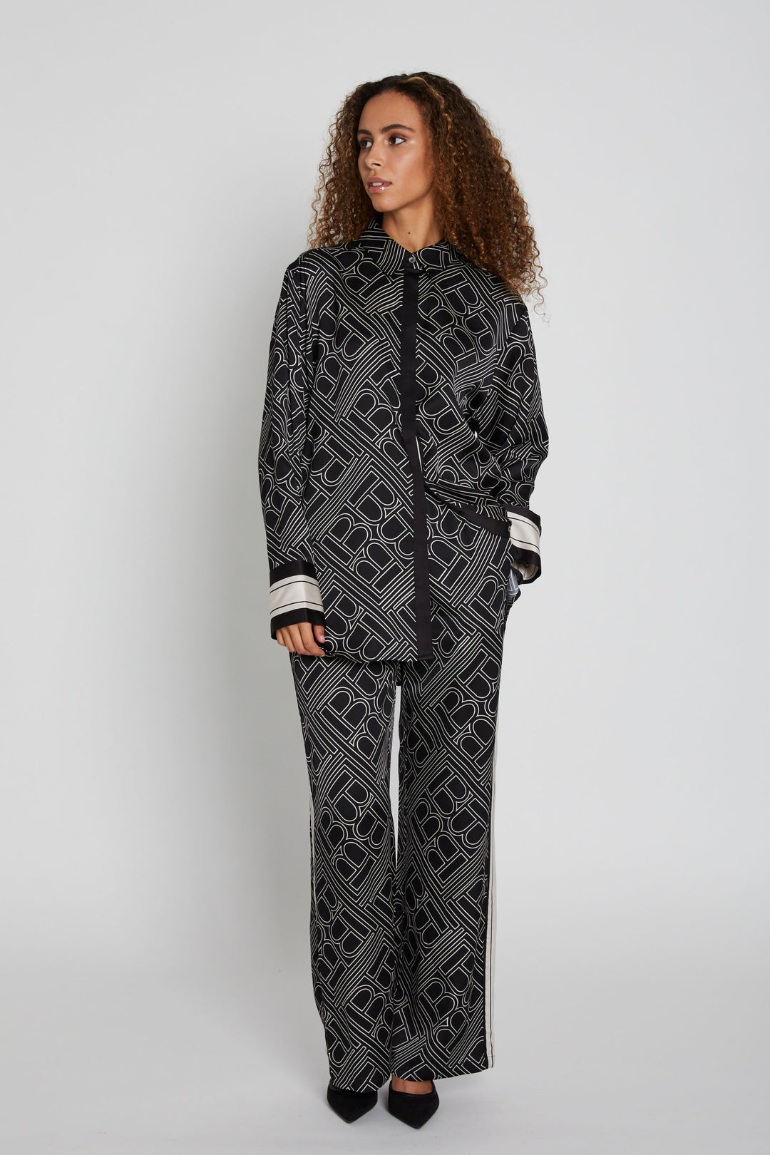 Bruuns Bazaar Women FloretBBRina pants Bukser Dark logo print