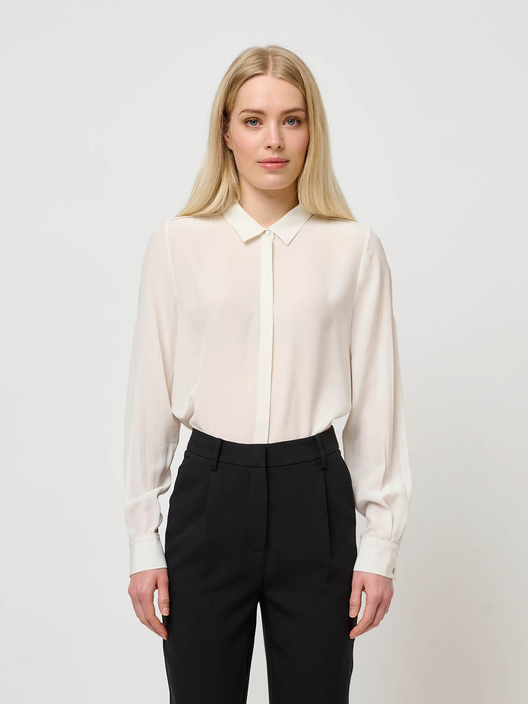 Bruuns Bazaar Women LillieBBCorinna silkeskjorte Skjorter Snow White