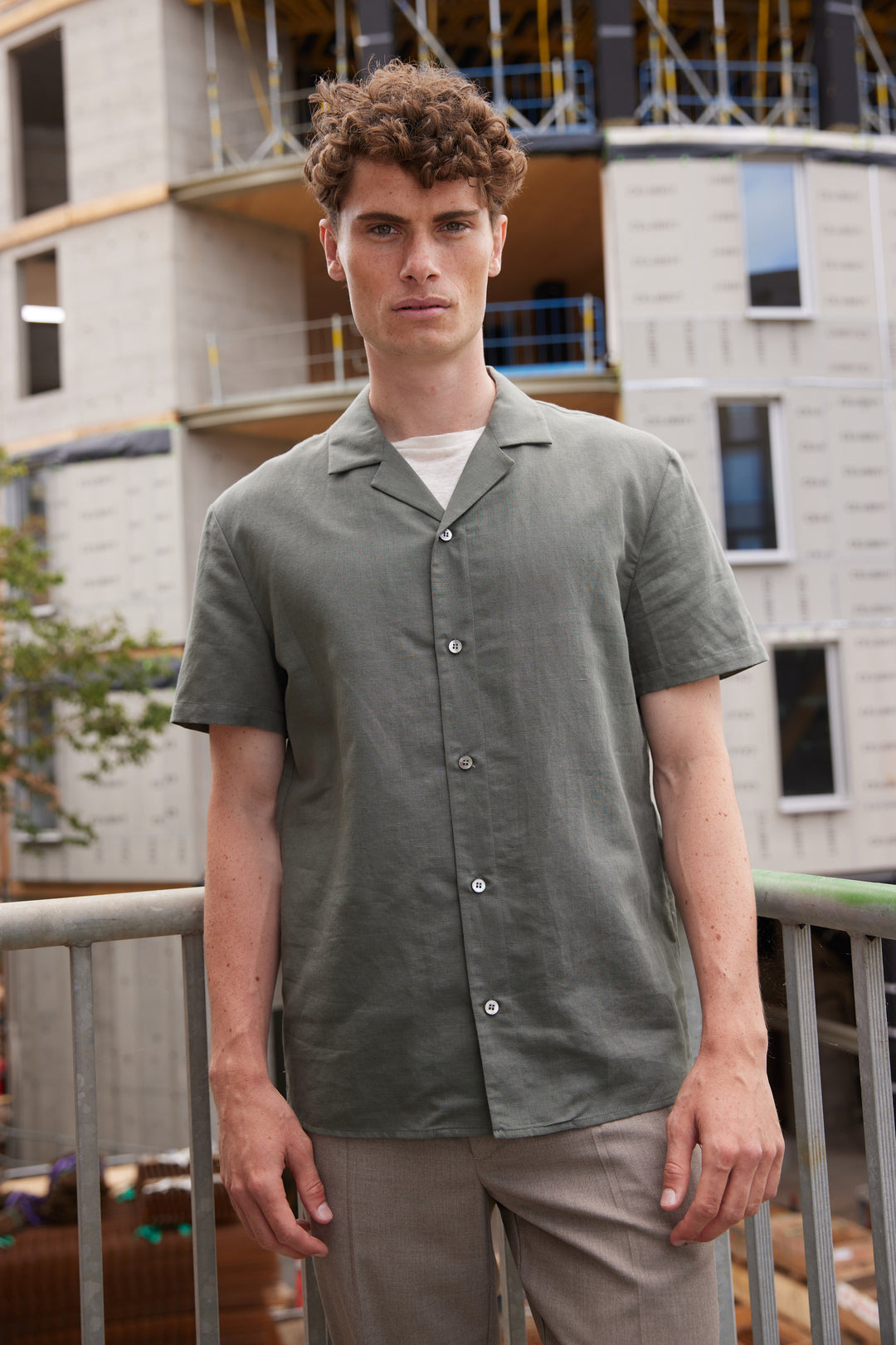 Bruuns Bazaar Men LinowBBHomer ss shirt Skjorter Frosty Spruce