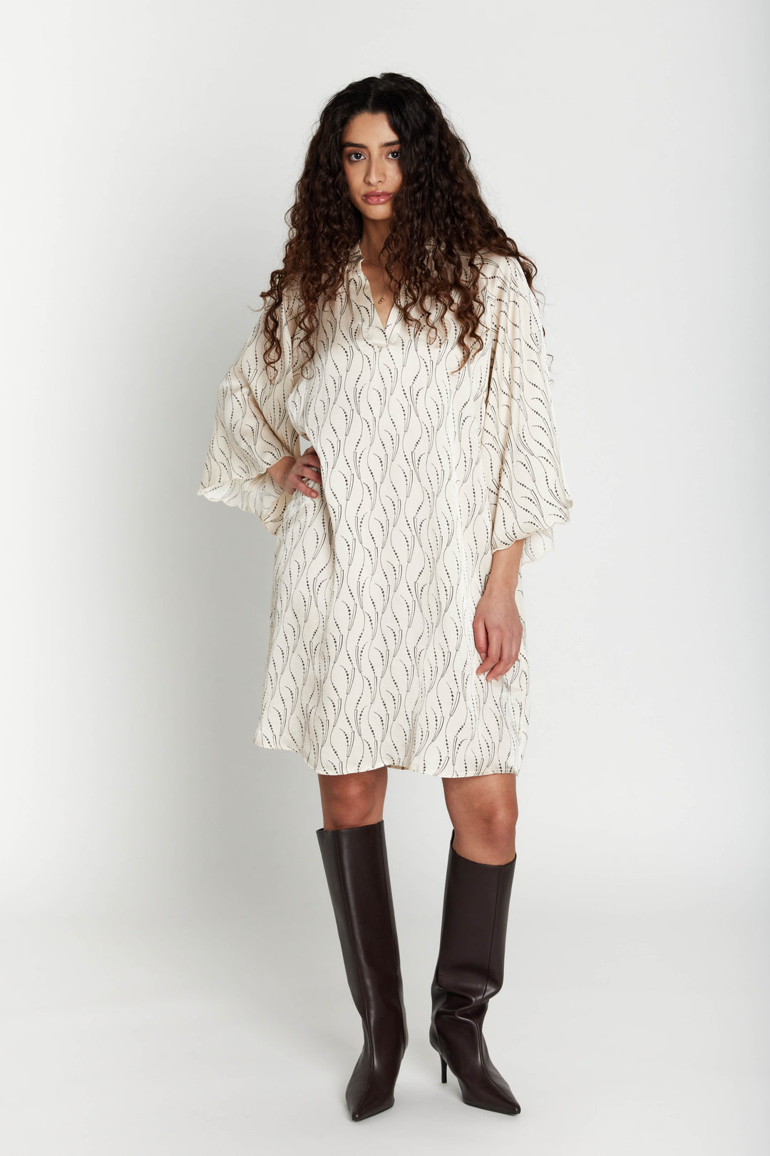 Bruuns Bazaar Women AcaraBBWendisa dress Kjoler Wavy print White cream