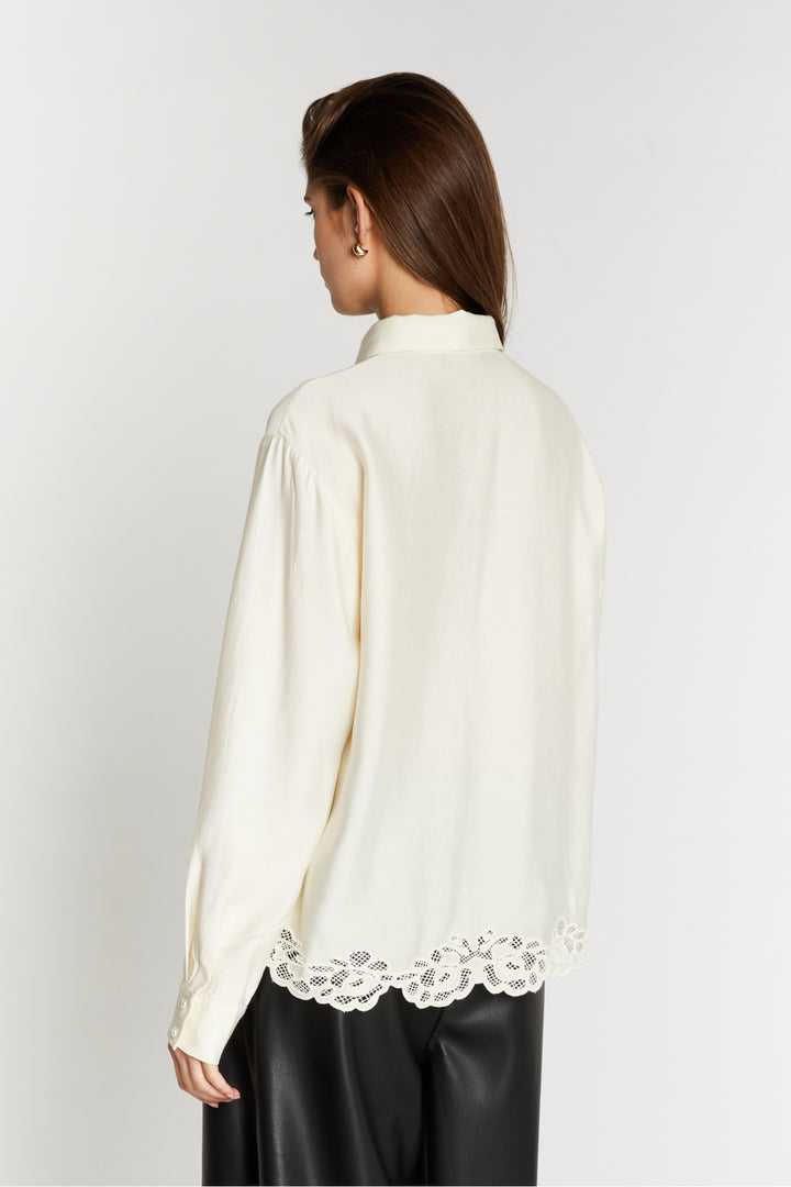 Bruuns Bazaar Women ChamaBBAlya skjorte Skjorter Snow White