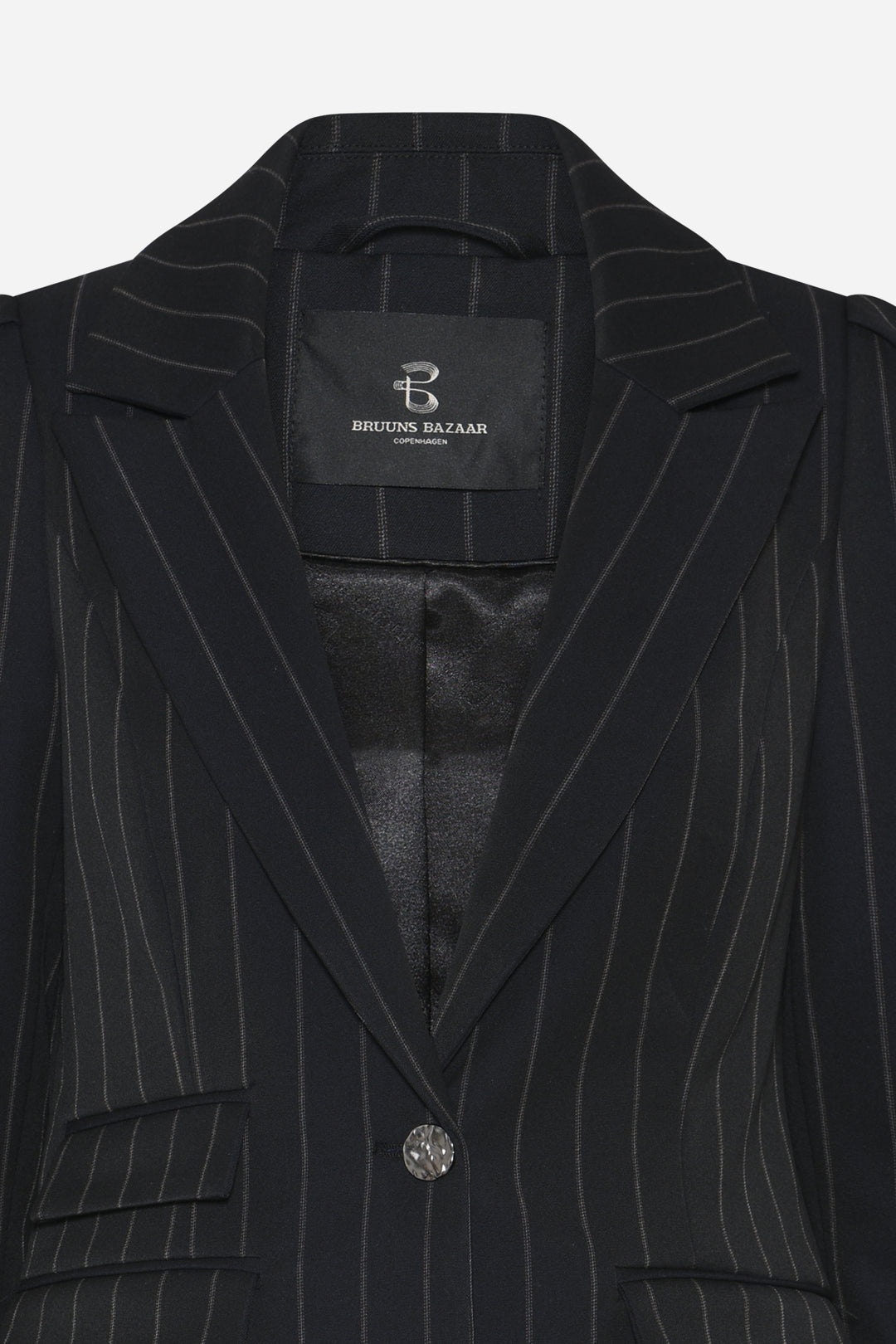 Bruuns Bazaar Women HydrangeaBBNora blazer Blazere Black pinstripe