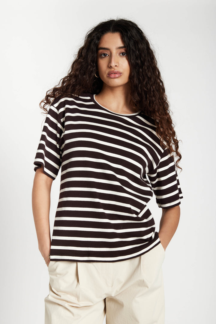 Bruuns Bazaar Women IguanuraBBBasic tee T-shirts Brown stripe
