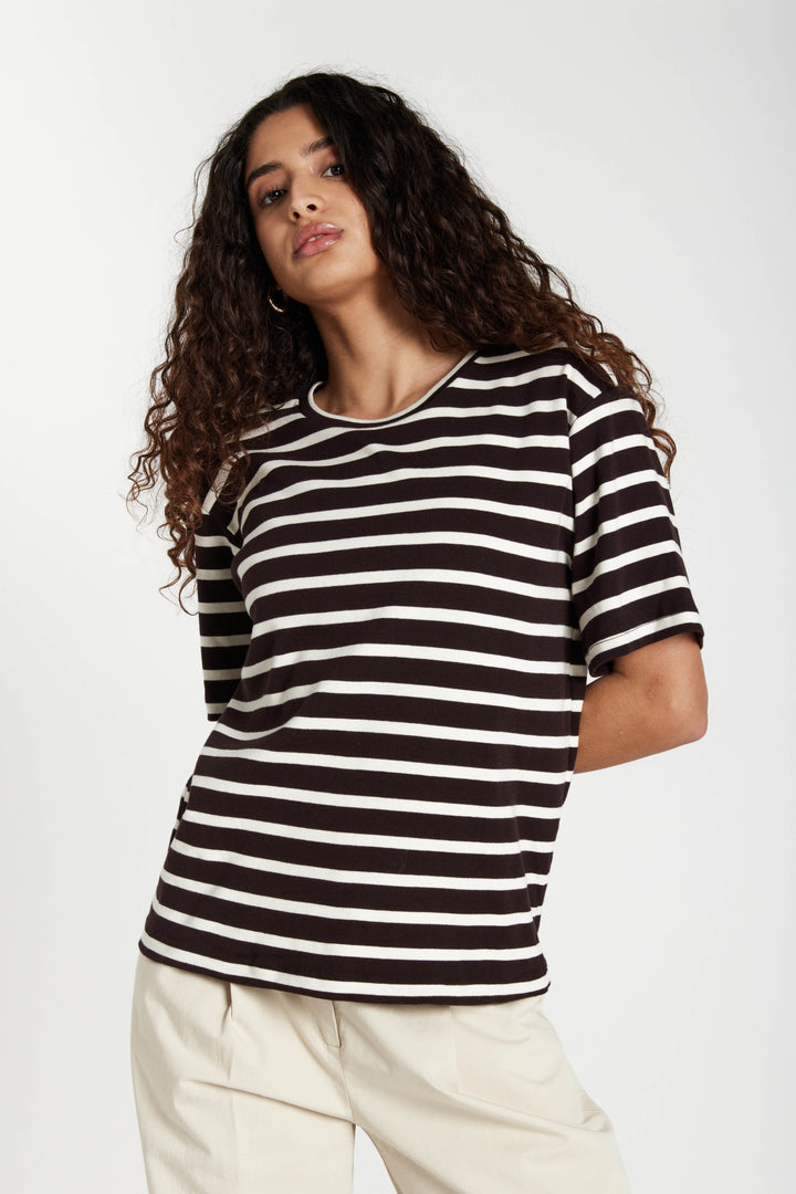 Bruuns Bazaar Women IguanuraBBBasic tee T-shirts Brown stripe