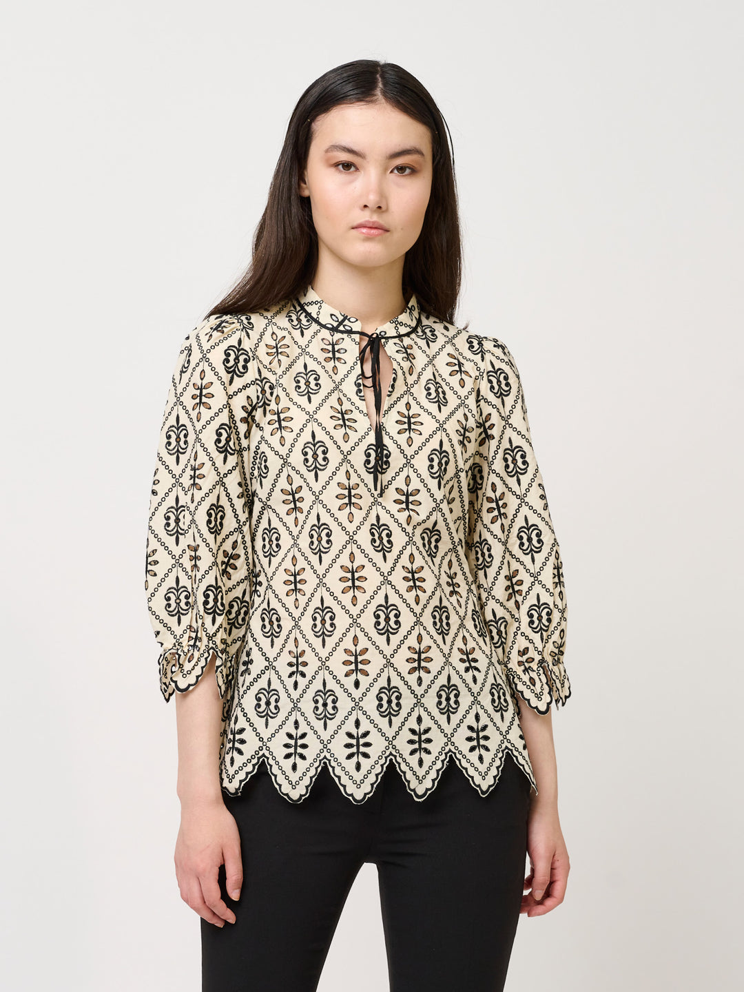 Bruuns Bazaar Women LantanaBBImira blouse blouse Creme with black emb.