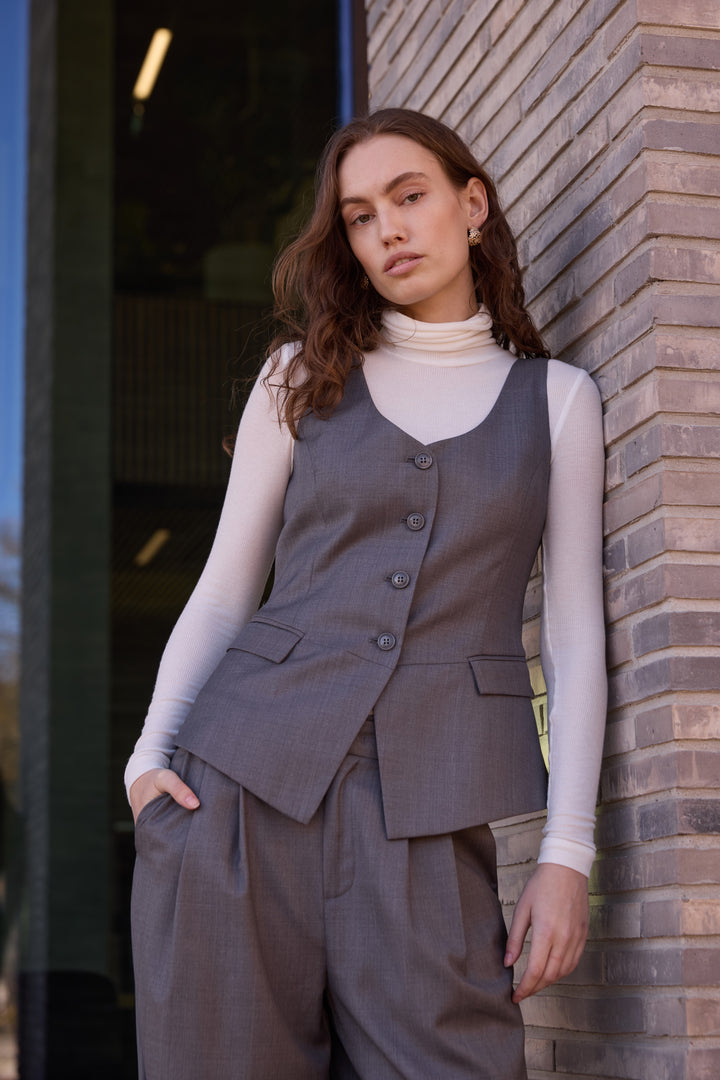 Bruuns Bazaar Women WaterlilyBBBeatus vest Vest Grey Melange