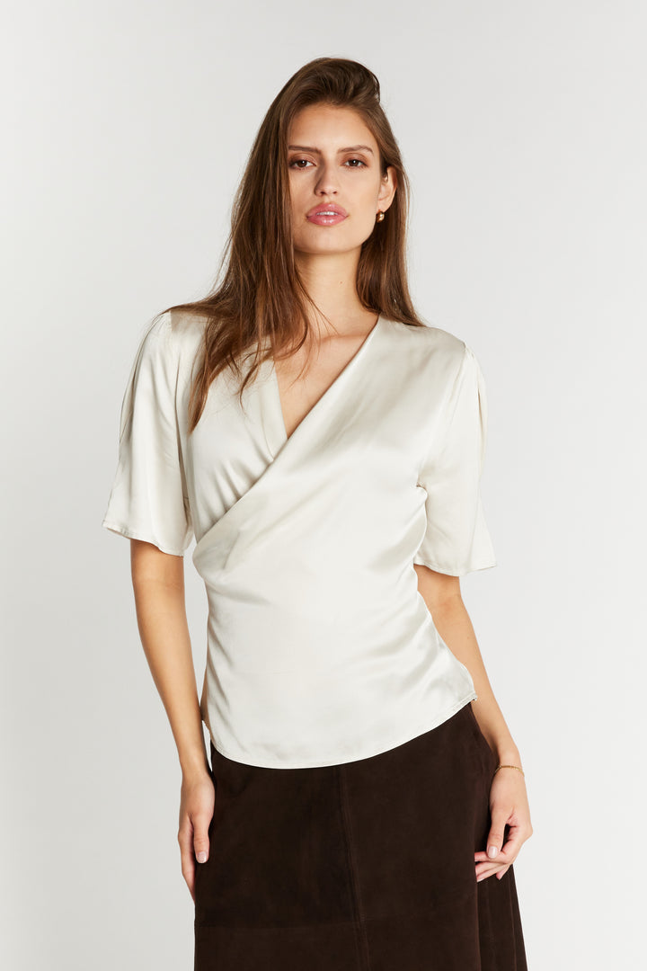 Bruuns Bazaar Women WeckiaBBNeemas bluse Bluser Kit
