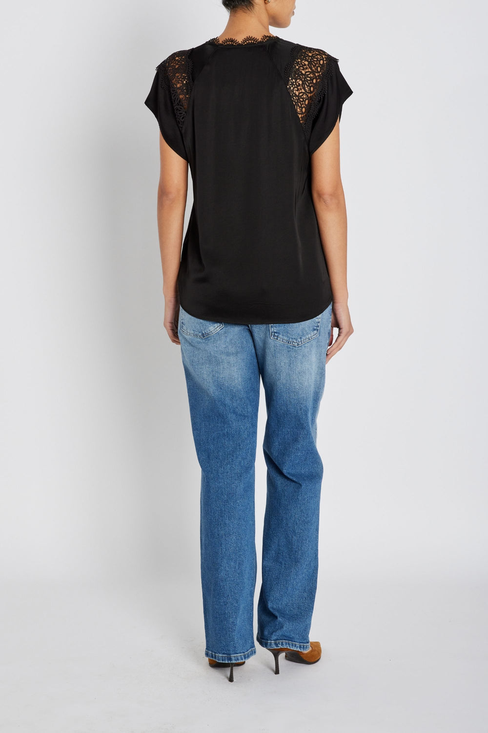 Bruuns Bazaar Women WeckiaBBSynje bluse Bluser Black